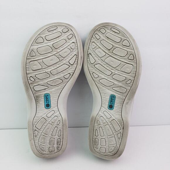 Bzees Desire Womens Size 6.5 Gray Blue Floral Slip On Wedge Slide Sandals - Picture 8 of 11